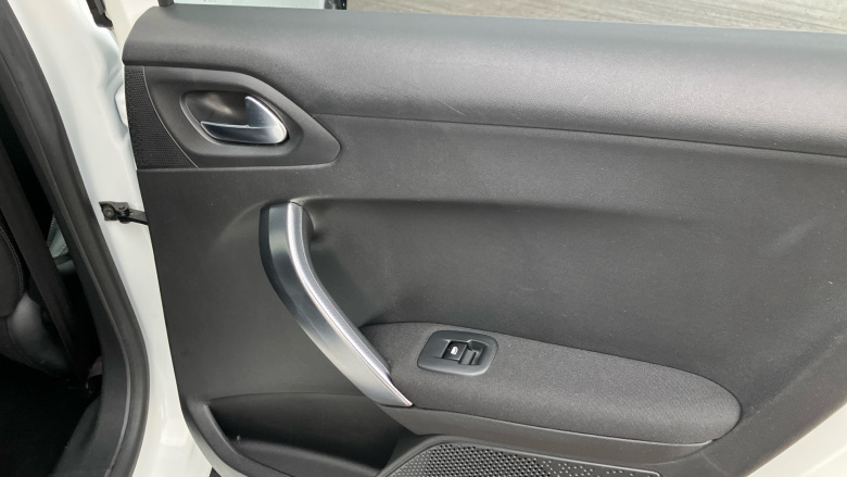 Peugeot 2008 1.2 PureTech 130 Allure 5dr Petrol Estate